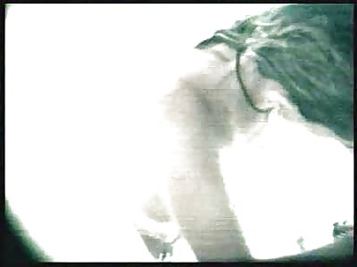 ایک بڑا ڈک کے ساتھ ایک موٹا آدمی منہ میں blowjob کے منہ میں cums.