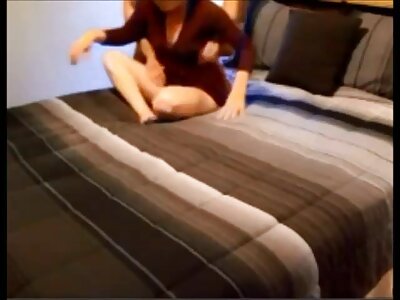 ایک ہوٹل میں ایک روسی brunette کے ساتھ مخلص جنسی تعلقات.