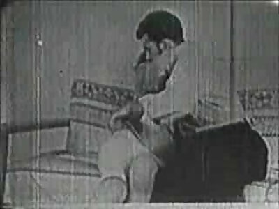 دو گورے کے لیے کنڈوم کے ساتھ اور بغیر گینگ بینگ۔